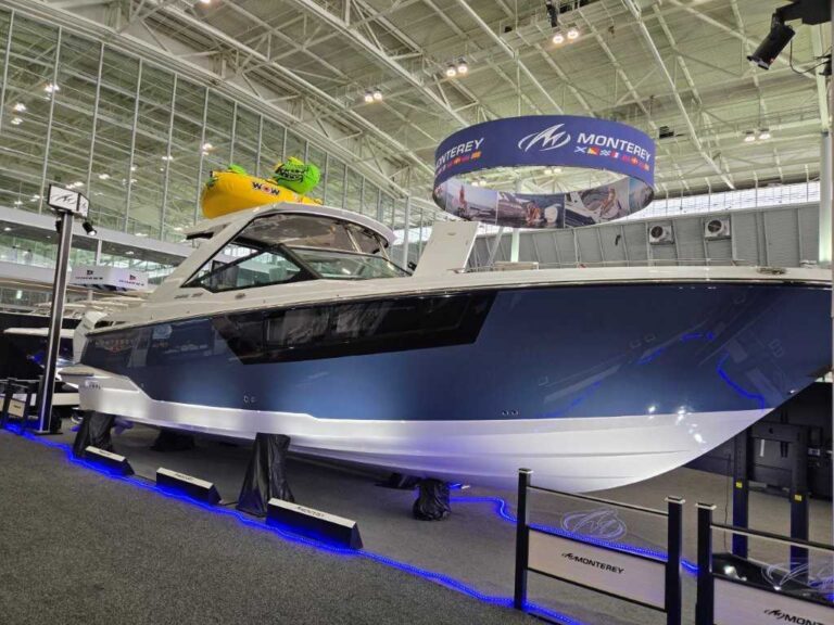 2025 Monterey 385SS - Triple V10 - Joystick US-RGFCP192J425 [photo 39]